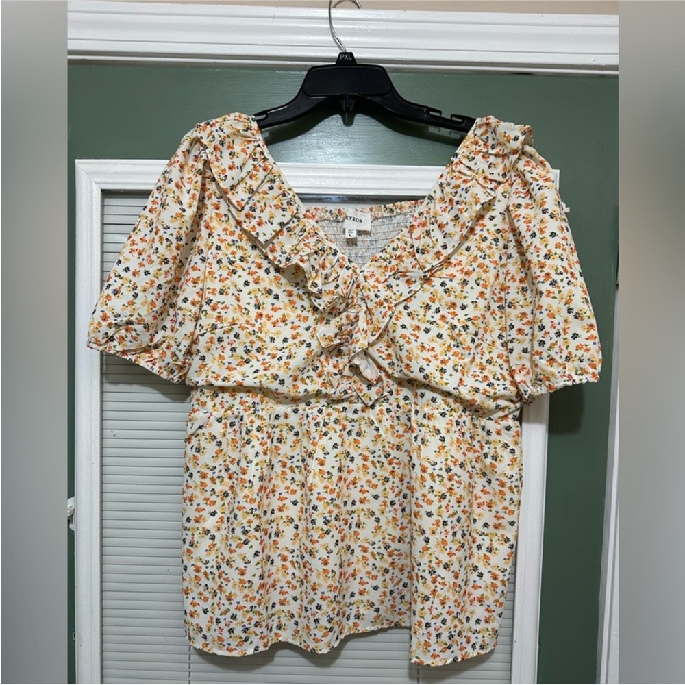 Floral Off-Shoulder Blouse - Cream